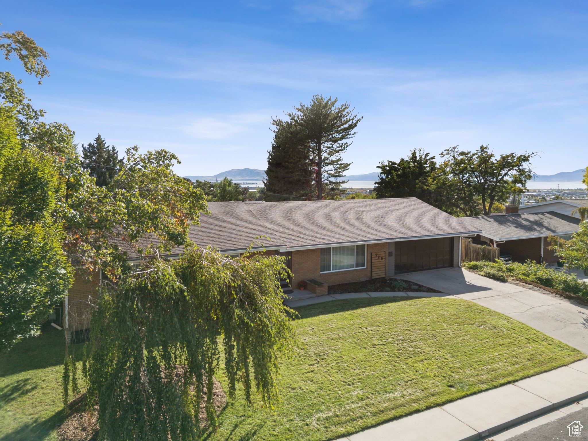 SUNSET VISTA - Residential