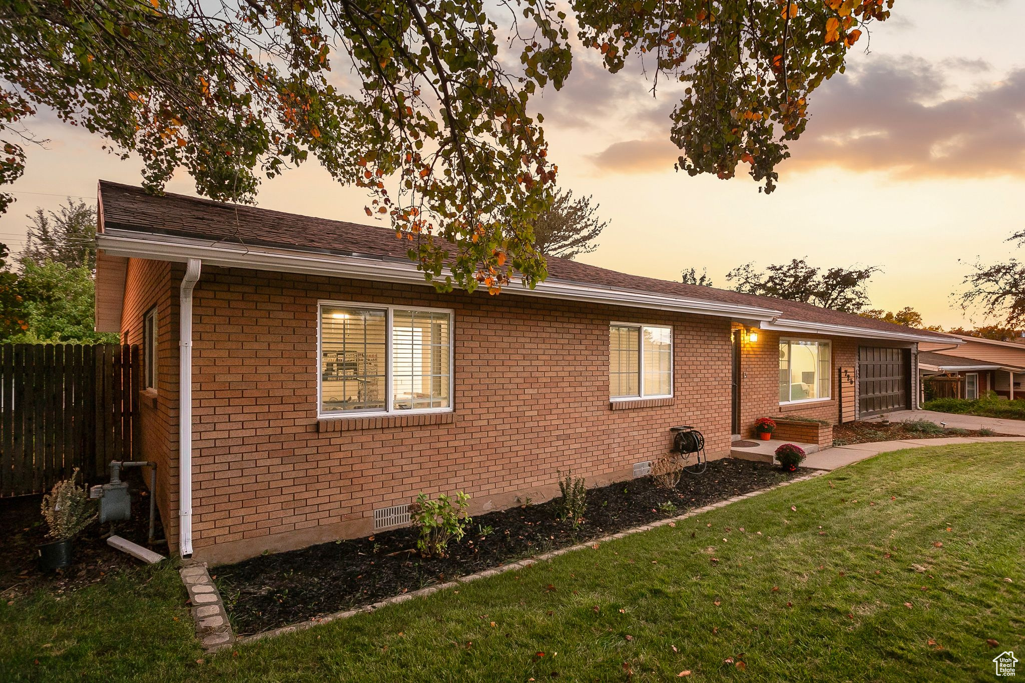 SUNSET VISTA - Residential