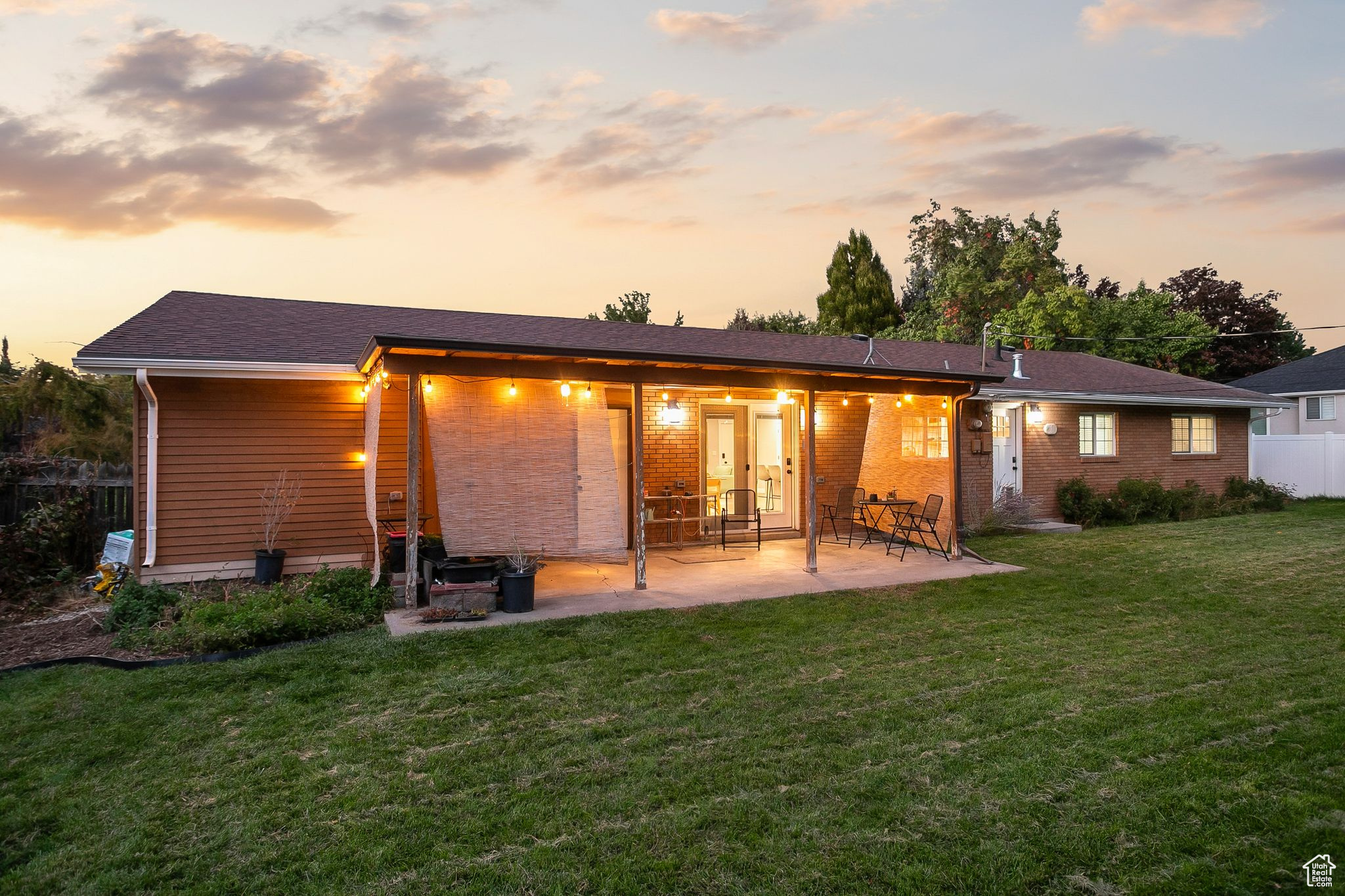 SUNSET VISTA - Residential