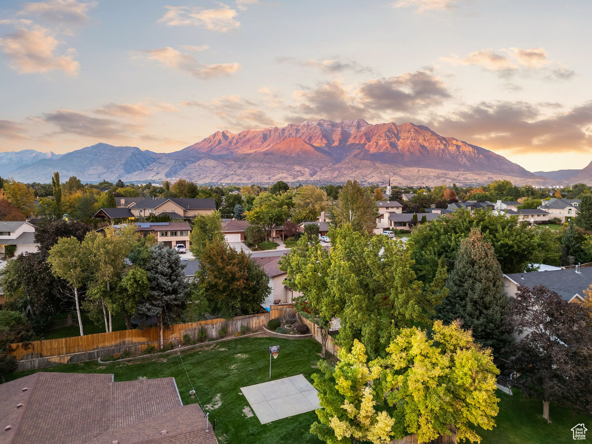 SUNSET VISTA - Residential