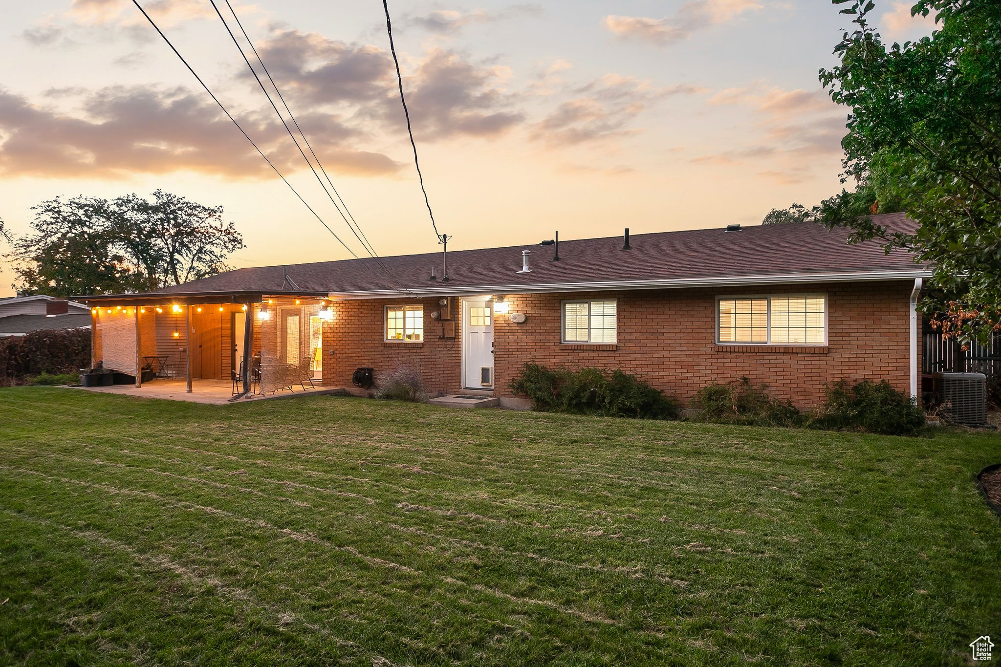 SUNSET VISTA - Residential