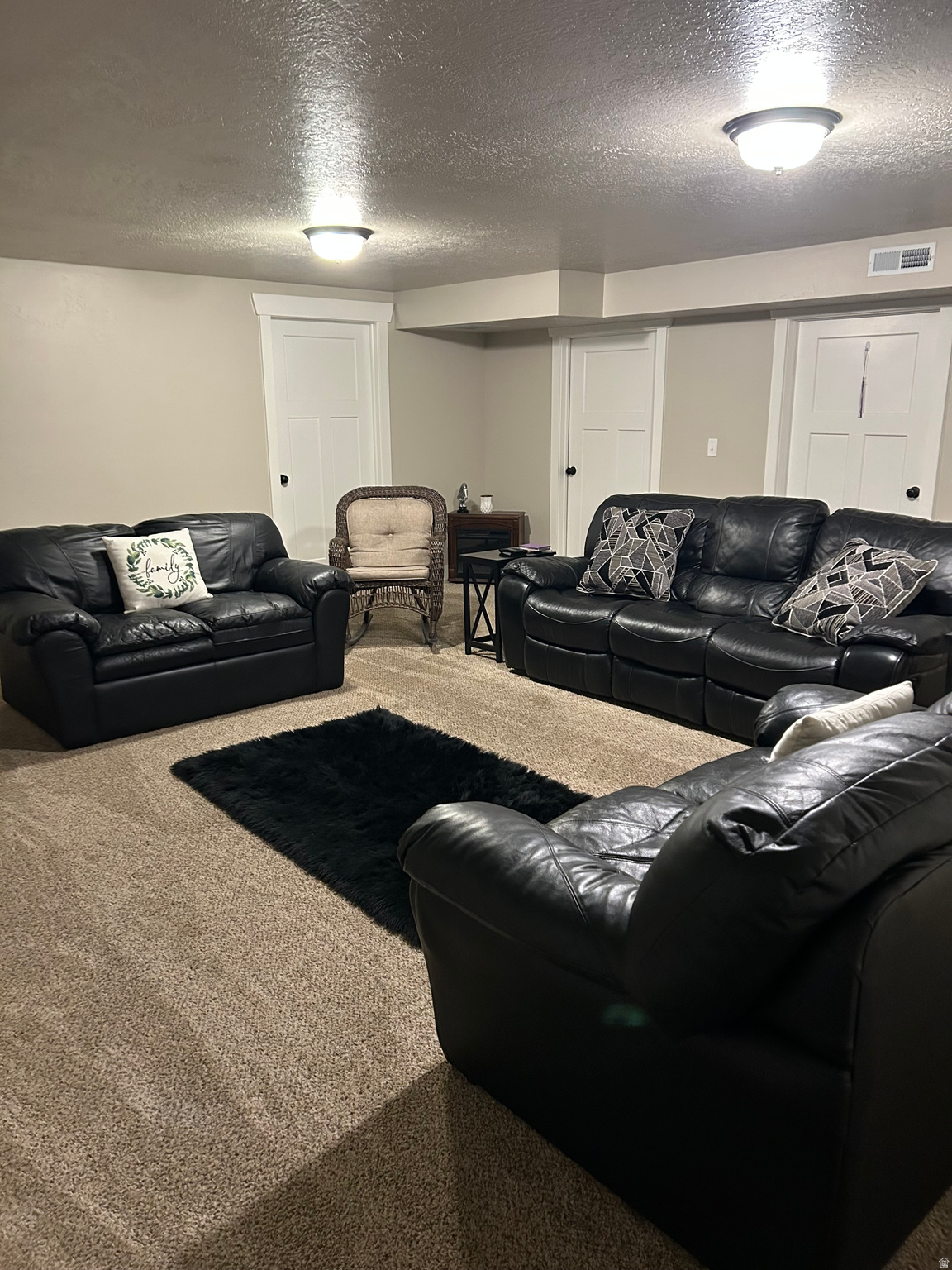 EAGLE CREST - Residential