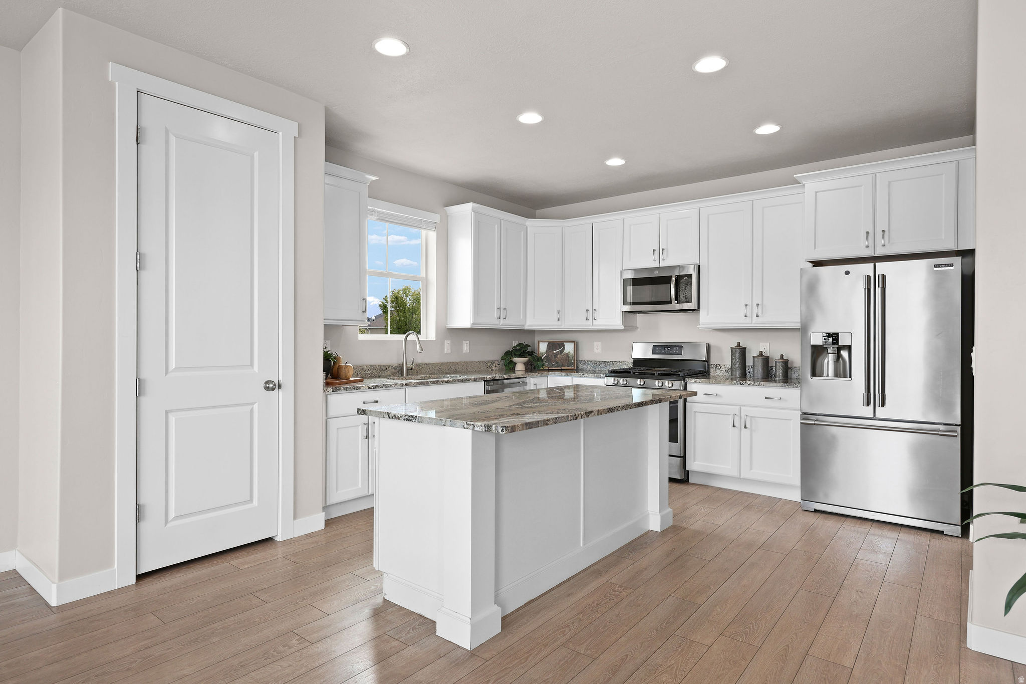 CRANEFIELD ESTATES - Residential