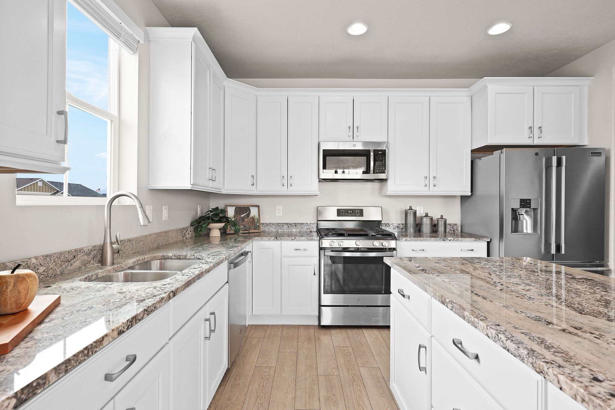 CRANEFIELD ESTATES - Residential