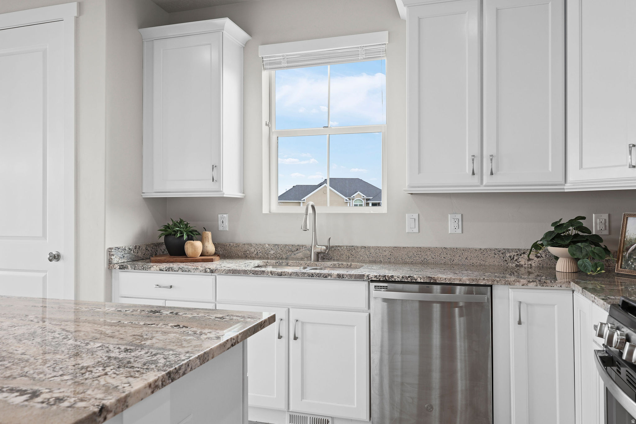 CRANEFIELD ESTATES - Residential