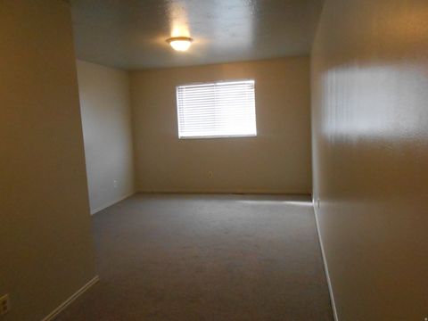 Tiny photo for 3917 W ROCKWOOD WAY #B, West Valley City, UT 84120 (MLS # 2141583)