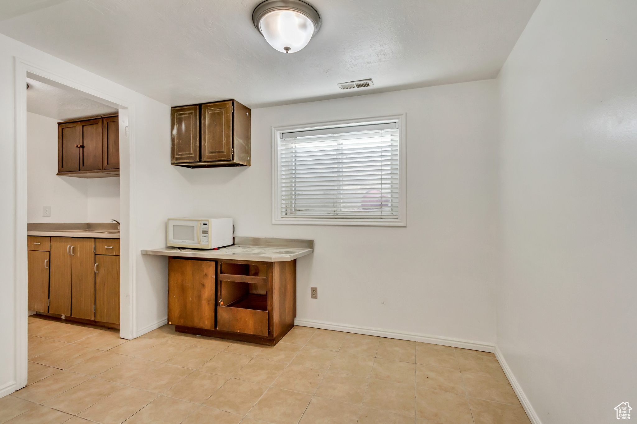 3916 S Hawkeye Dr, West Valley City, Utah image 25