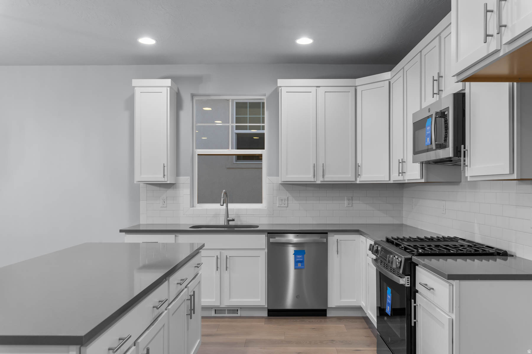 HIDDEN OAKS COLLECTION 616 - Residential