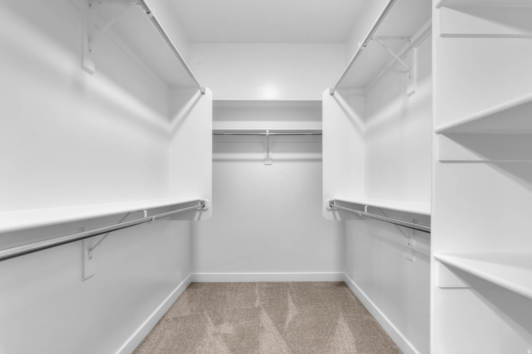 HIDDEN OAKS COLLECTION 616 - Residential