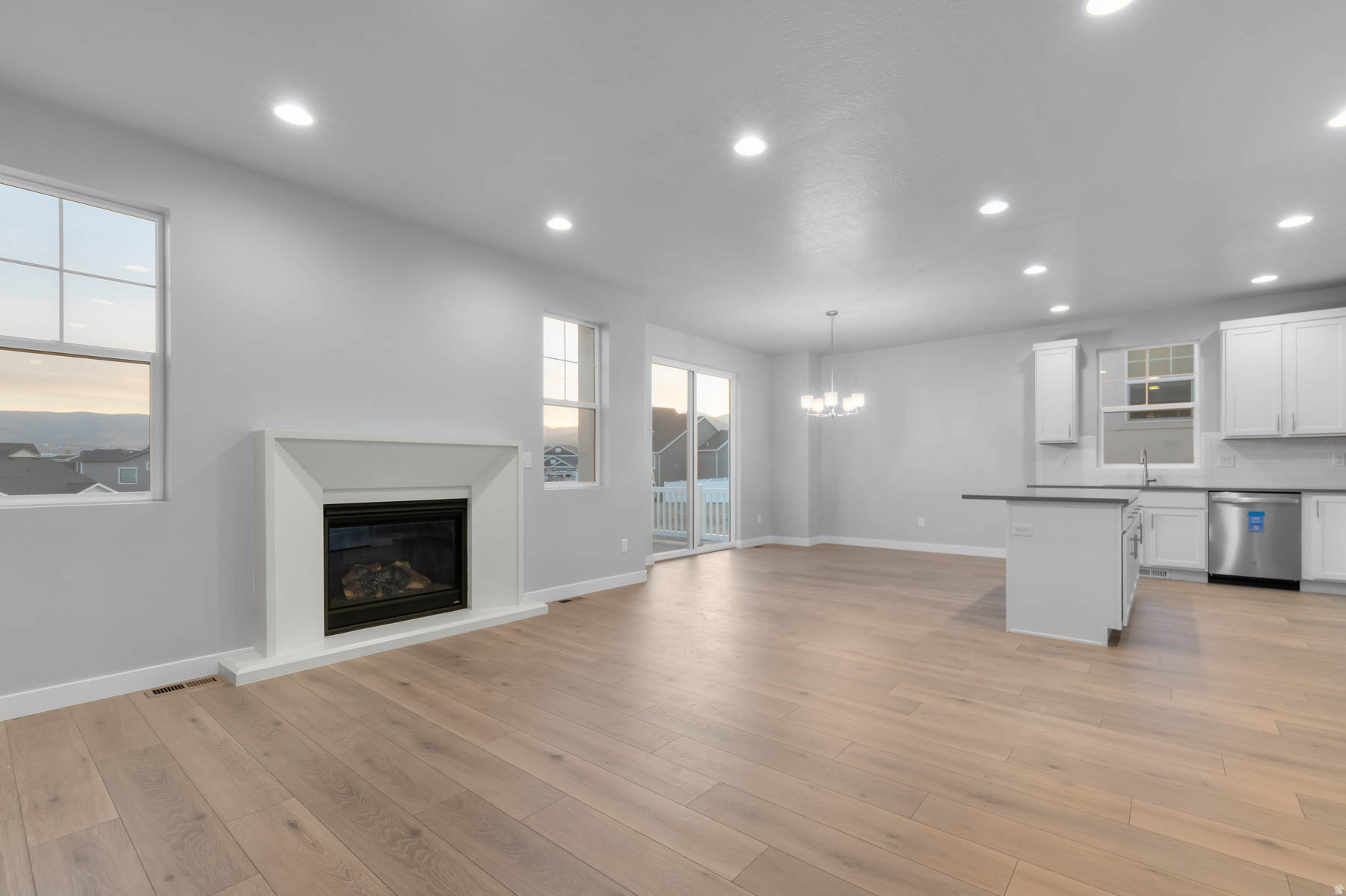 HIDDEN OAKS COLLECTION 616 - Residential