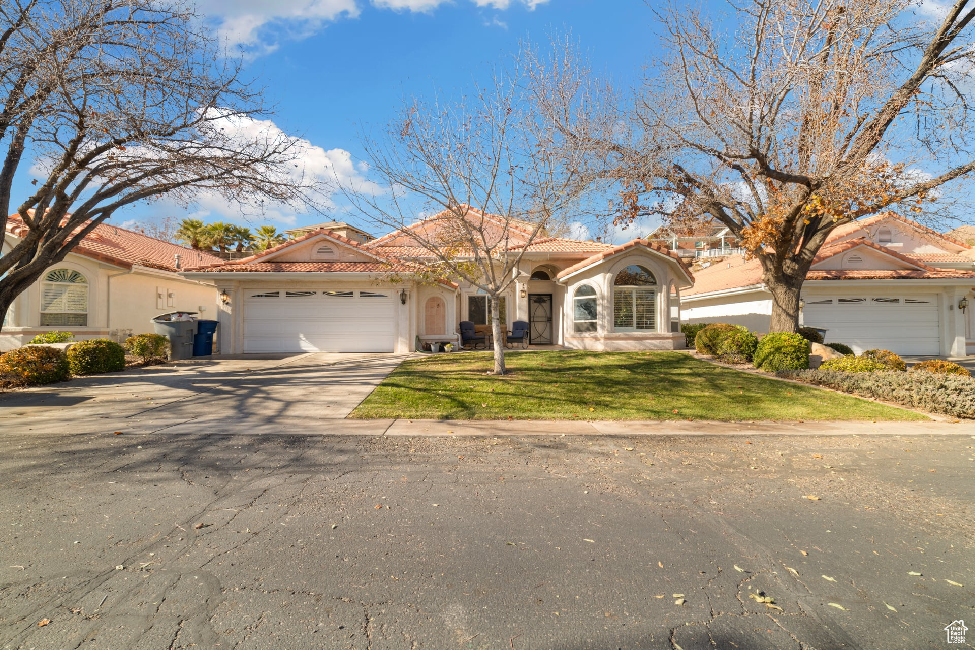 PAR 5 AT BLOOMINGTON HILLS - Residential