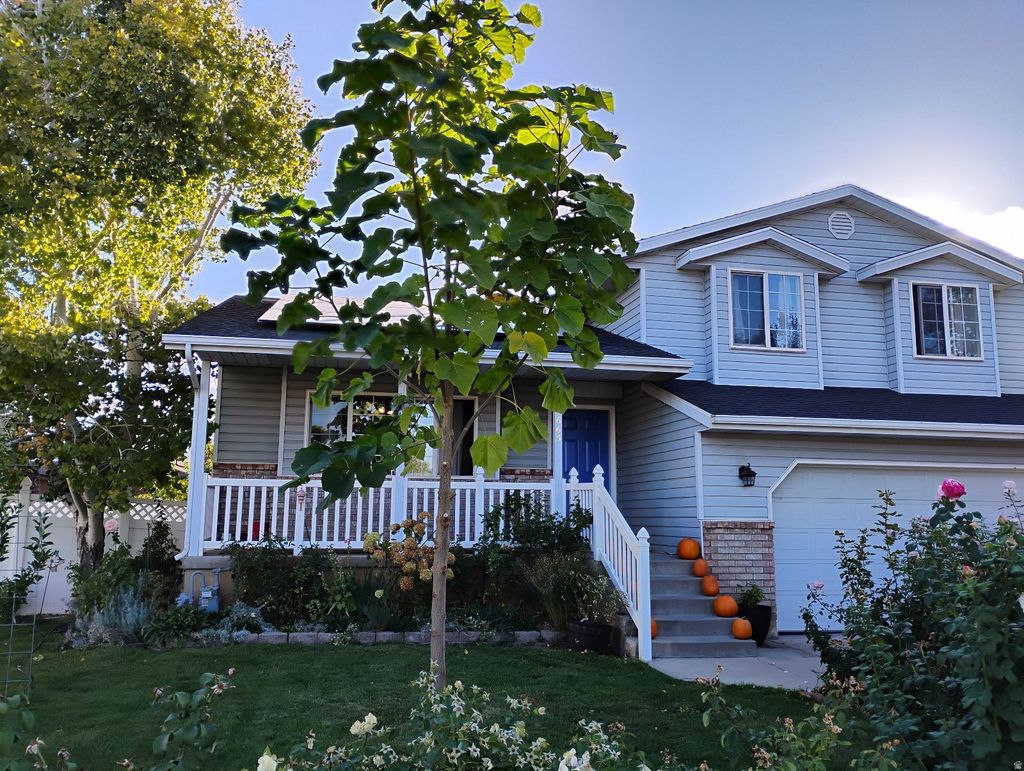 Photo of 665 S 1040 E, Spanish Fork, UT 84660 (MLS # 2150173)