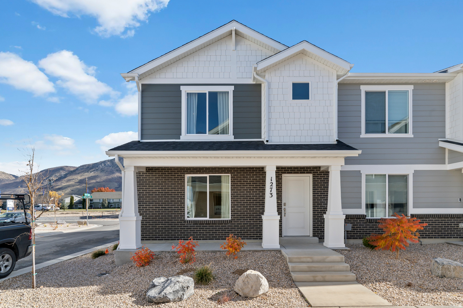 DIXON CREEK - Residential