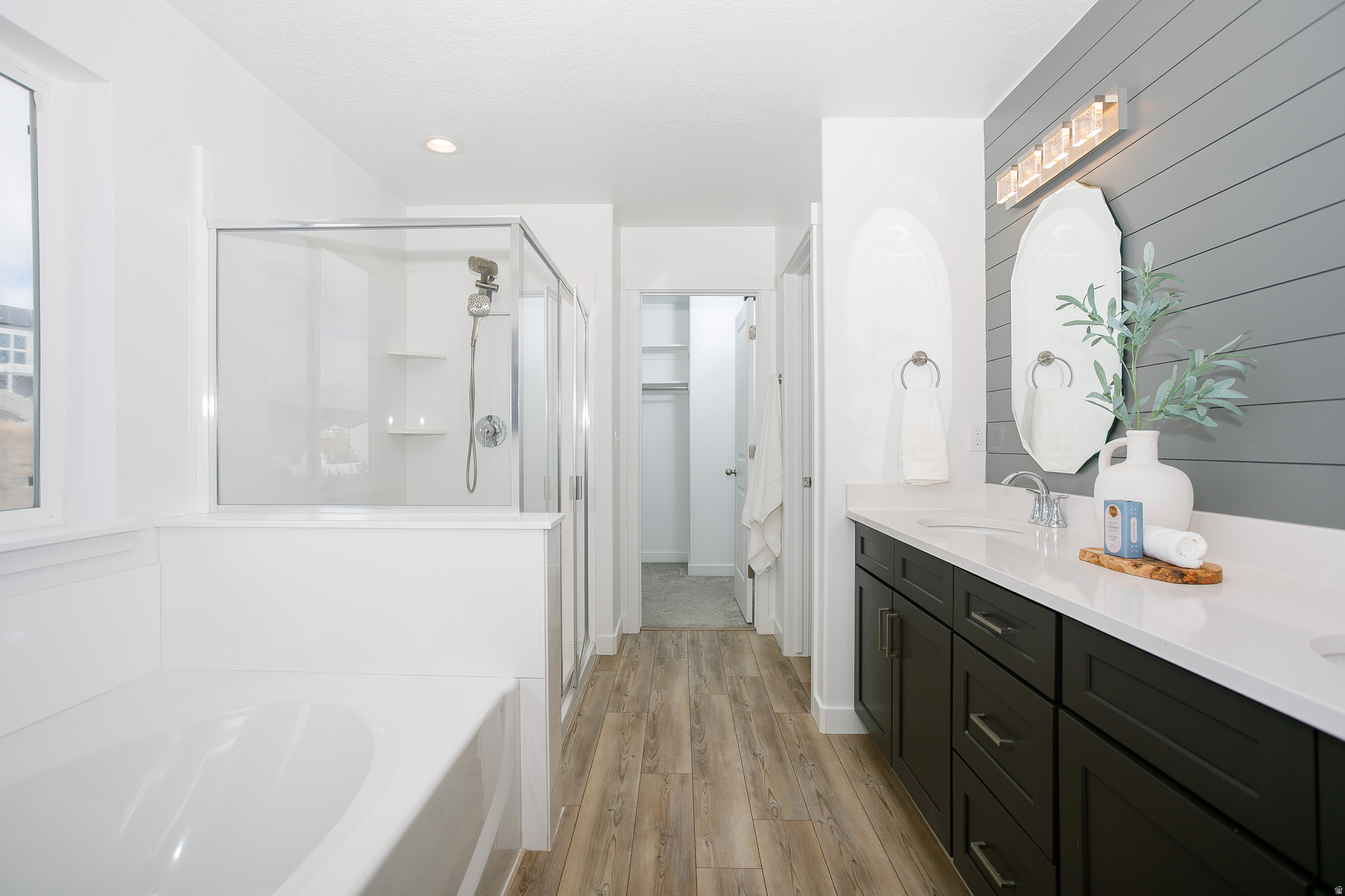 PORTERS CROSSING - Residential