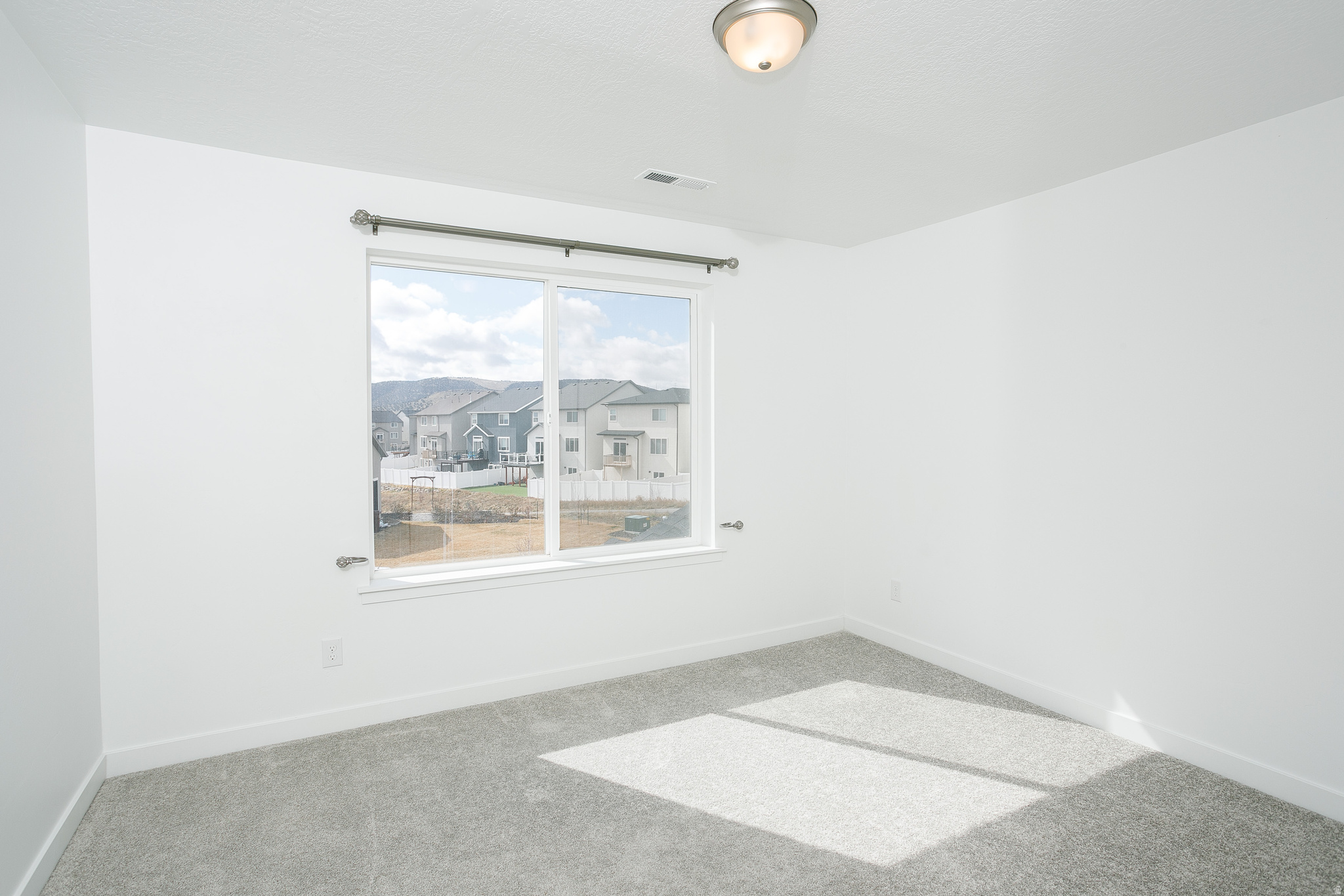 PORTERS CROSSING - Residential