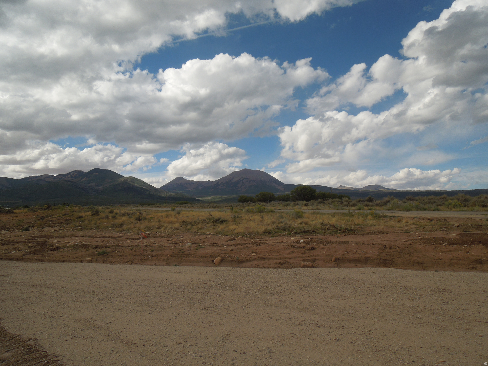 OLD AIRPORT SUBDIVISION - Land