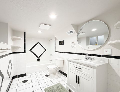 Tiny photo for 868 E 500 S, Salt Lake City, UT 84102 (MLS # 2169595)