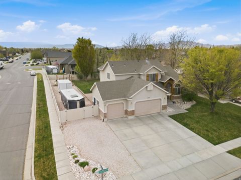Tiny photo for 2071 W 2200 S, Syracuse, UT 84075 (MLS # 2147535)