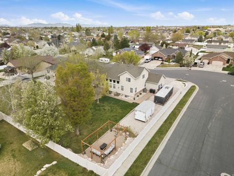 Tiny photo for 2071 W 2200 S, Syracuse, UT 84075 (MLS # 2147535)