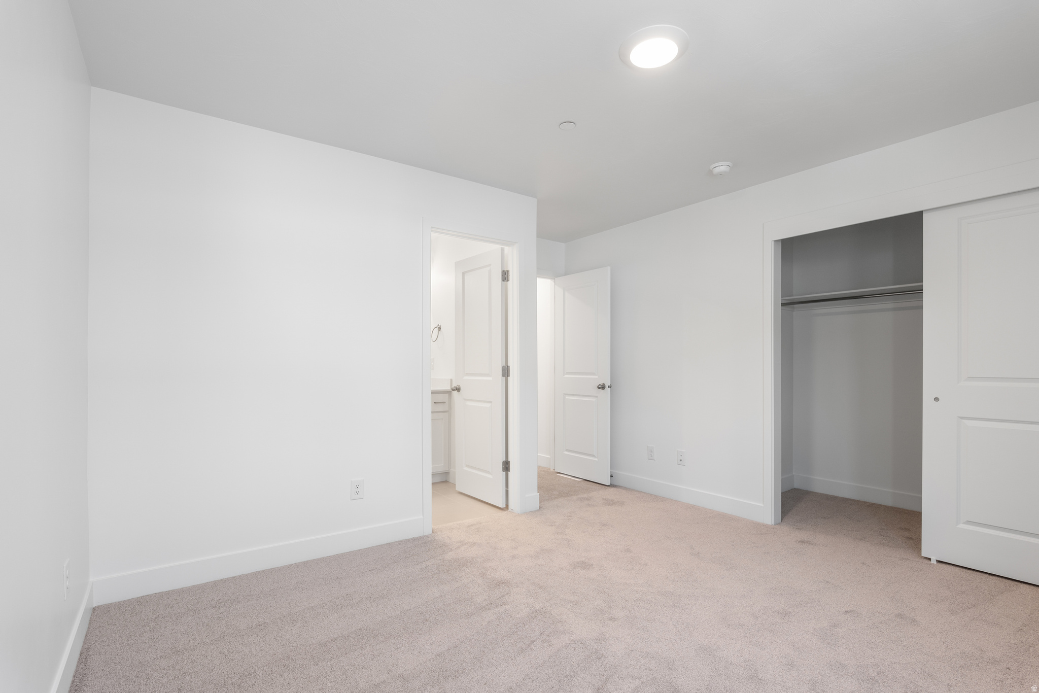 REGENCY ON 9TH COMMUNITY - Residential