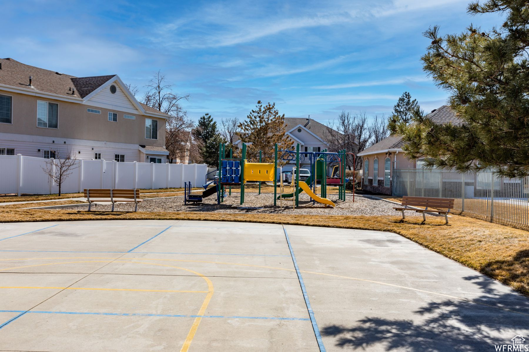SOUTH WILLOW - Residential