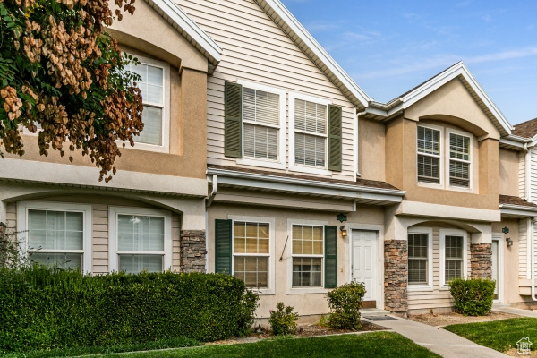 SOUTH WILLOW - Residential