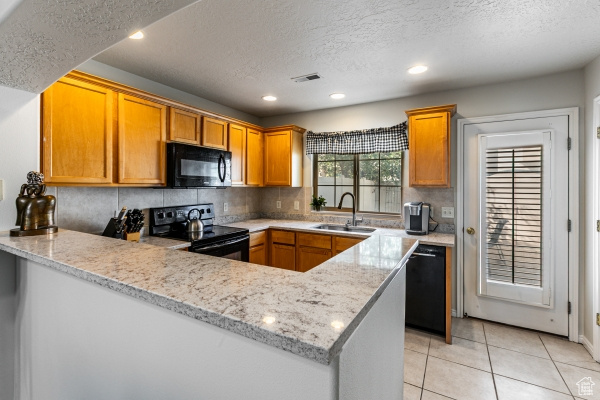 SOUTH WILLOW - Residential