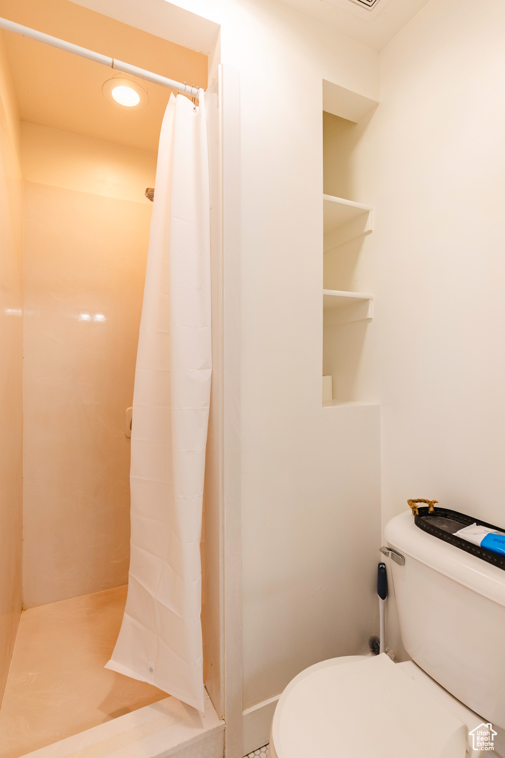 THE FOOTHILLS - Residential