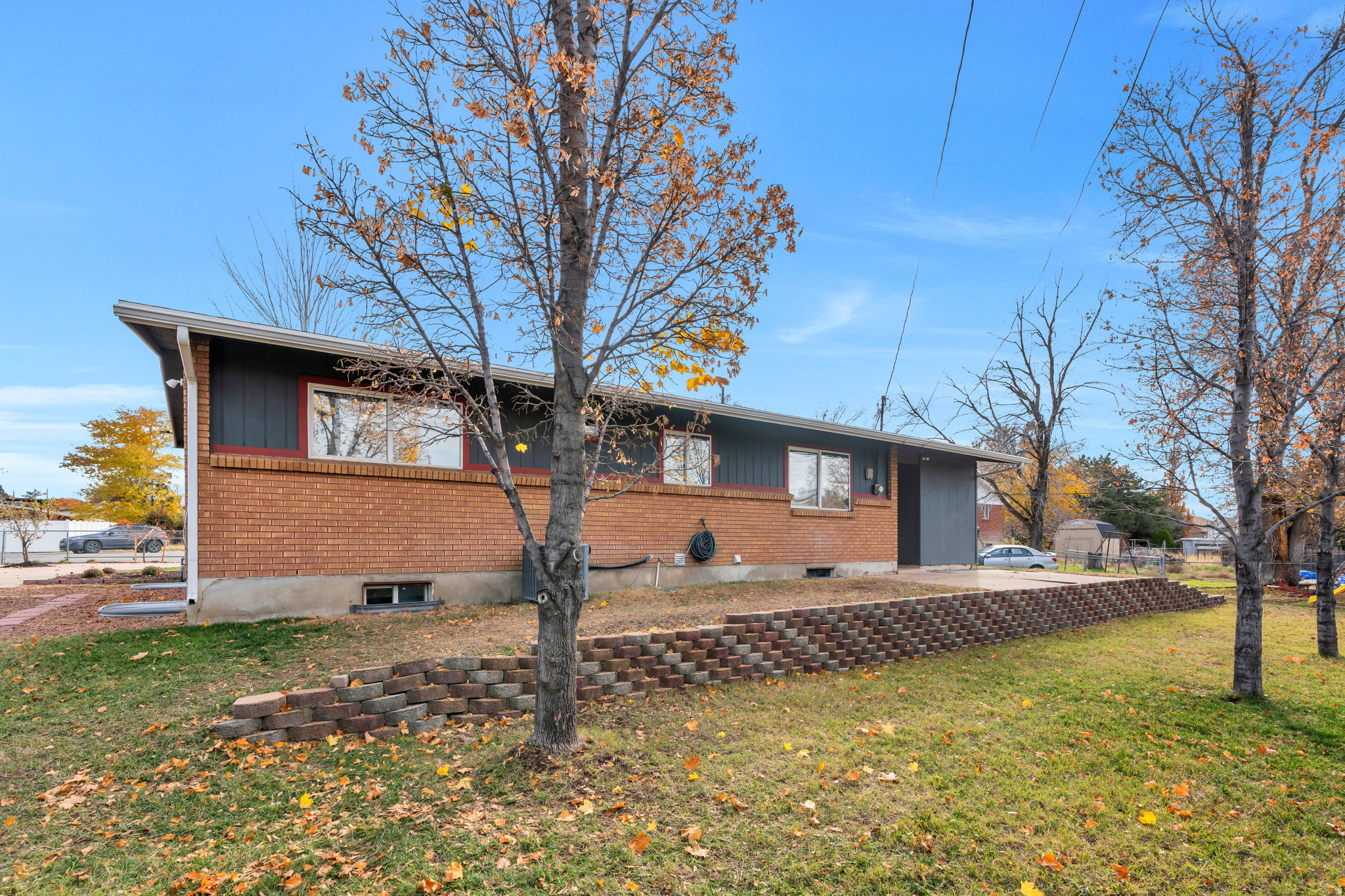 MAYBROOK - Residential