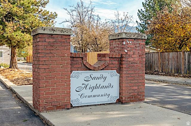 SANDY HIGHLANDS - Residential