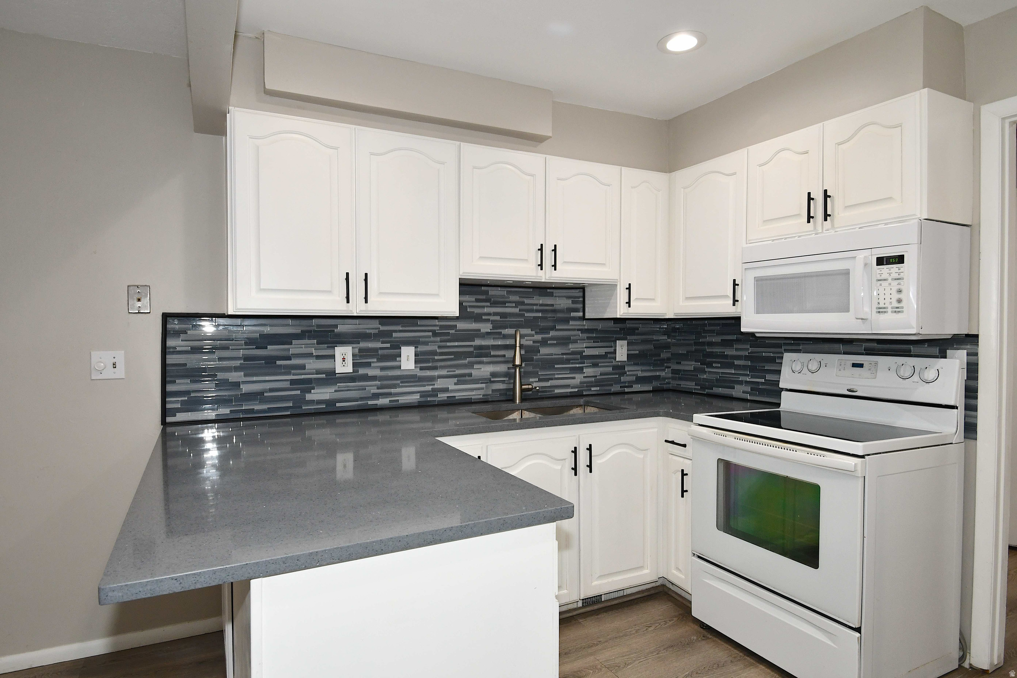 SANDY HIGHLANDS - Residential