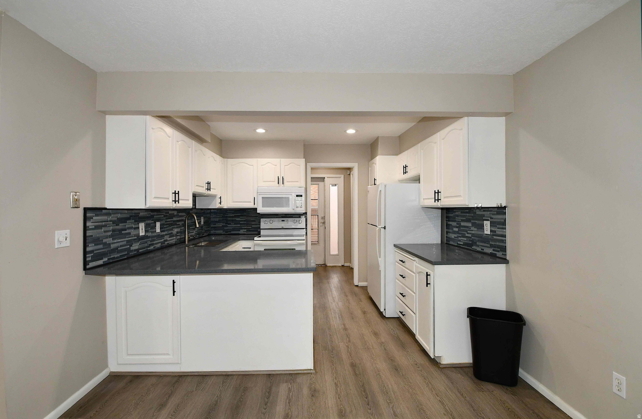 SANDY HIGHLANDS - Residential