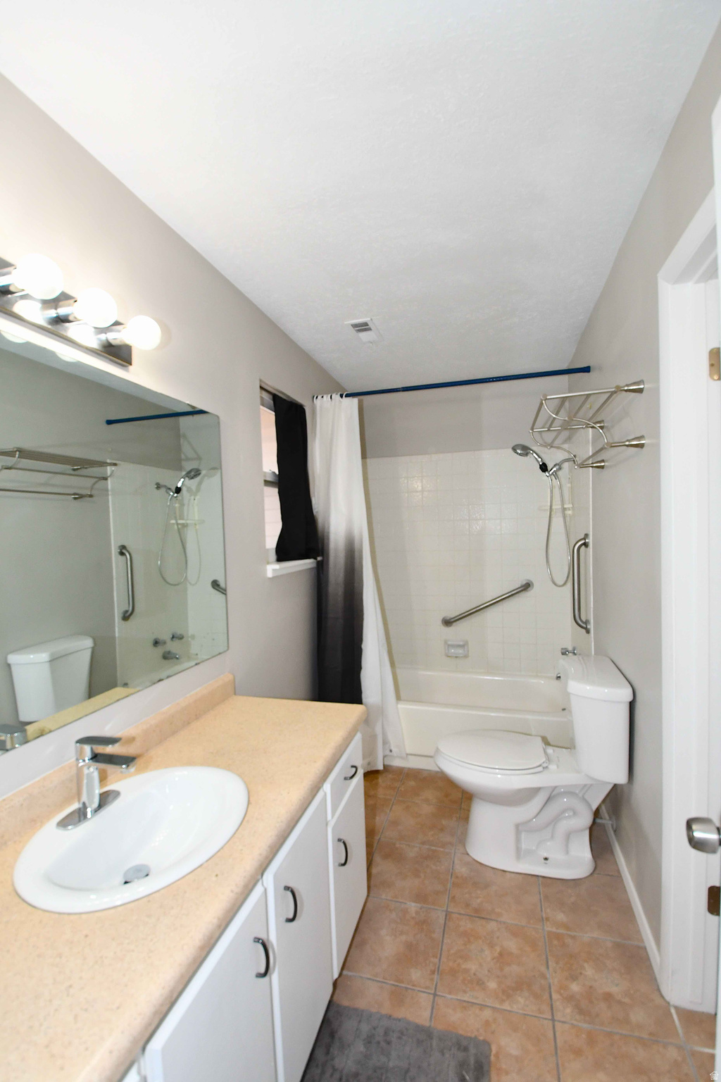 SANDY HIGHLANDS - Residential