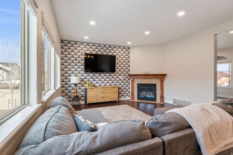 Tiny photo for 1539 S ROCKY RIDGE CT W, Saratoga Springs, UT 84045 (MLS # 2127610)