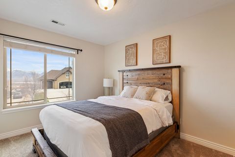 Tiny photo for 1539 S ROCKY RIDGE CT W, Saratoga Springs, UT 84045 (MLS # 2127610)