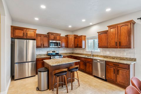Tiny photo for 1539 S ROCKY RIDGE CT W, Saratoga Springs, UT 84045 (MLS # 2127610)
