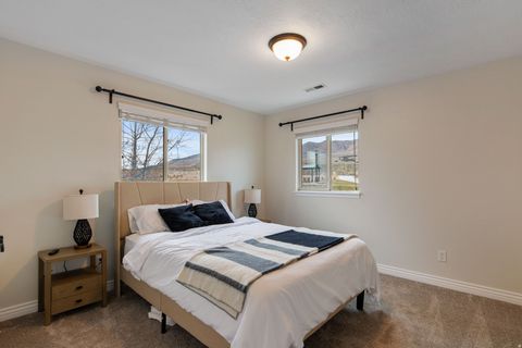 Tiny photo for 1539 S ROCKY RIDGE CT W, Saratoga Springs, UT 84045 (MLS # 2127610)