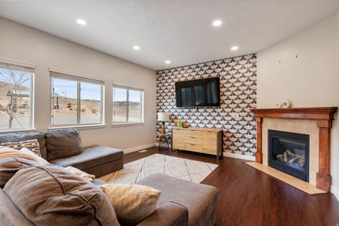 Tiny photo for 1539 S ROCKY RIDGE CT W, Saratoga Springs, UT 84045 (MLS # 2127610)