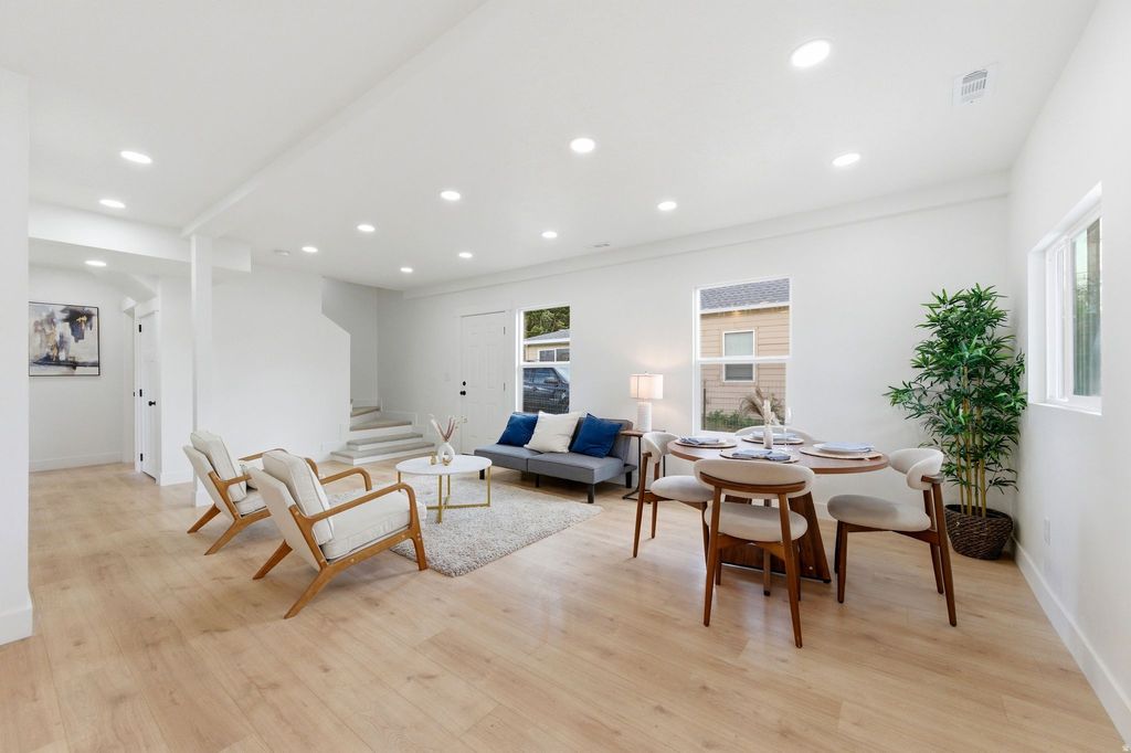 Photo of 276 N 100 W, Tooele, UT 84074 (MLS # 2149829)