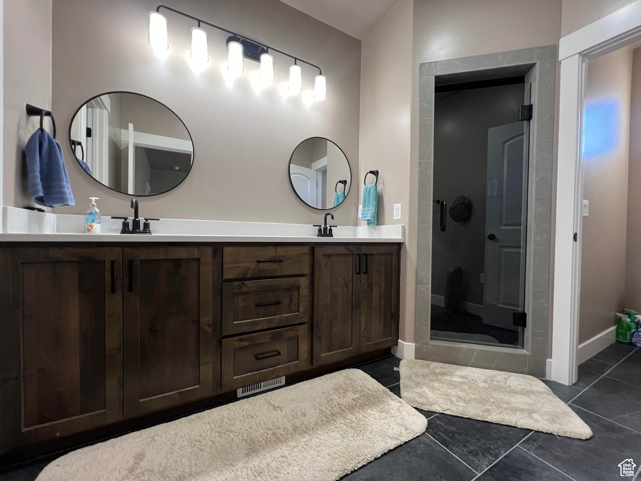 OVERLOOK RIDGE - Residential