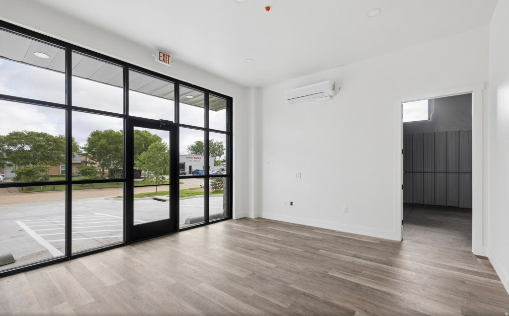Photo of 1552 N BOSTON ST, Lehi, UT 84048 (MLS # 2180786)
