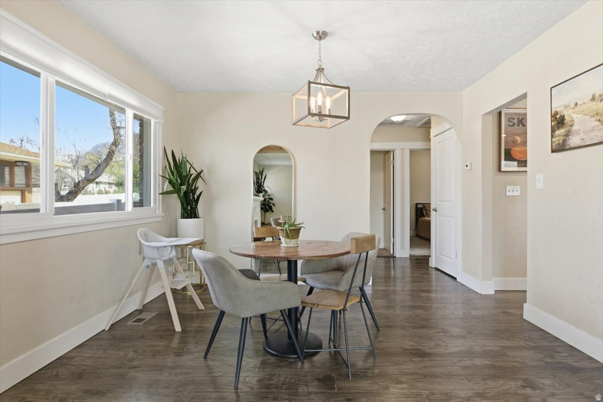 THOMPSON & DIETER S - Residential