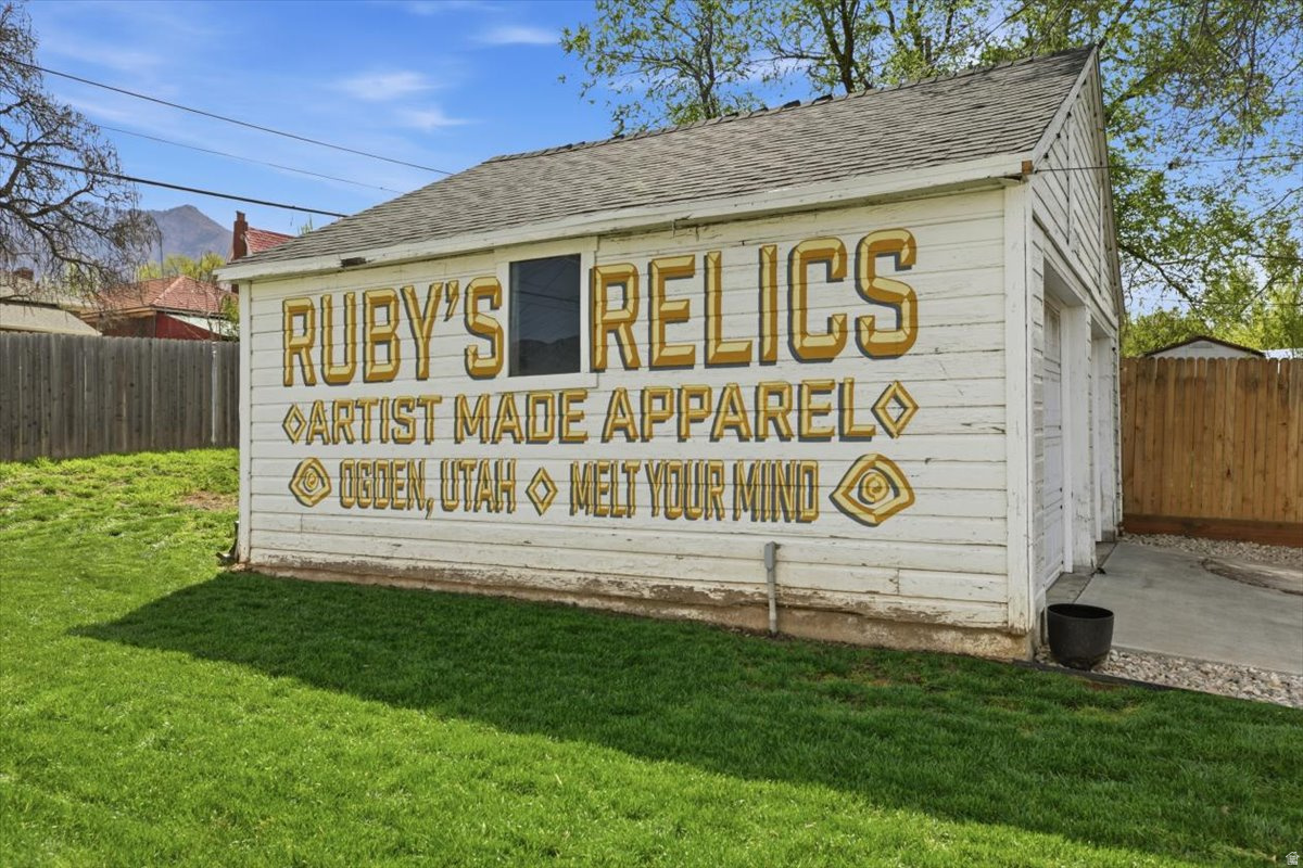 THOMPSON & DIETER S - Residential