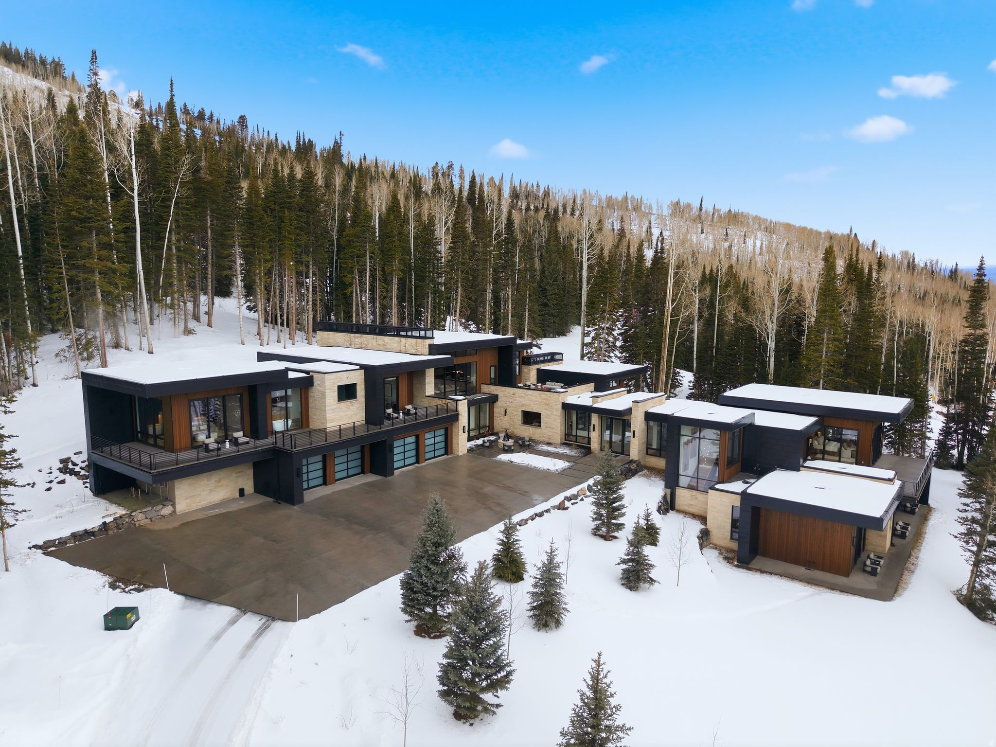 COLONY AT WHITE PINE CANYON - Residential