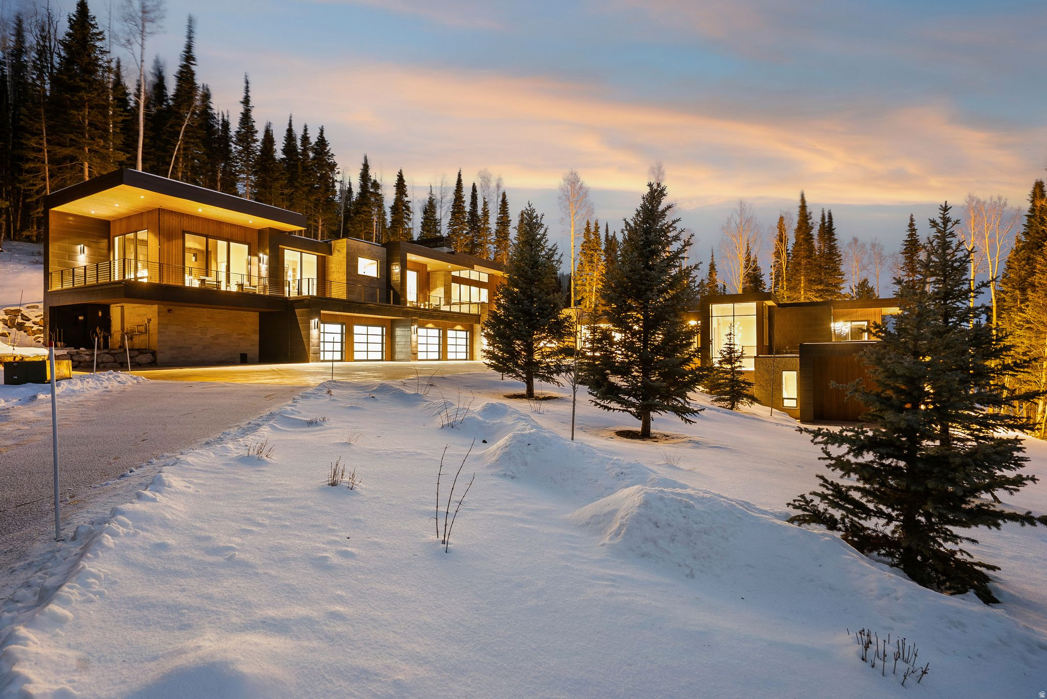 COLONY AT WHITE PINE CANYON - Residential