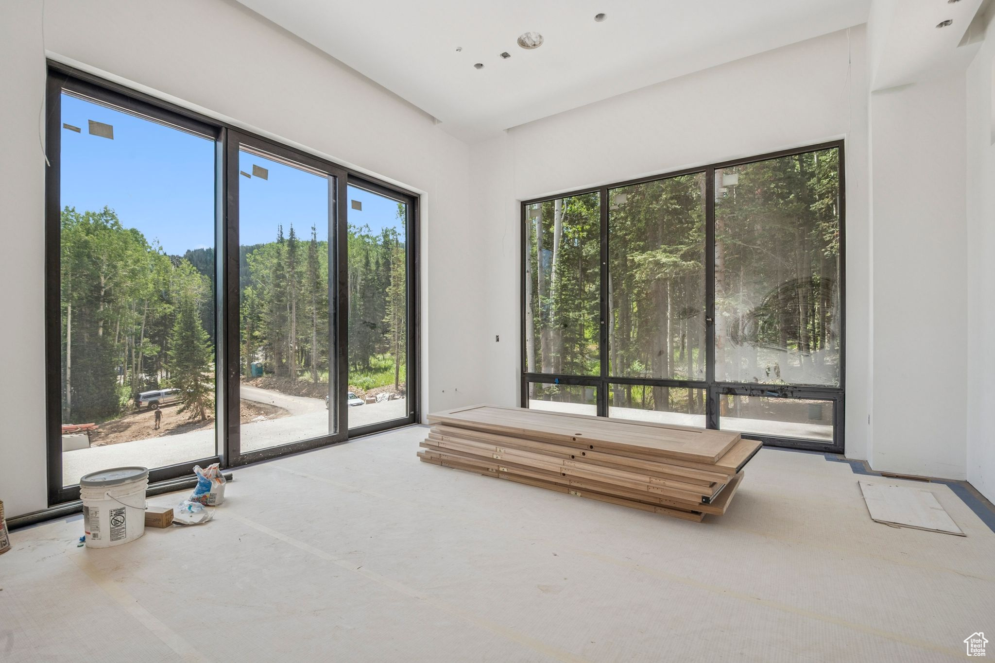 COLONY AT WHITE PINE CANYON - Residential