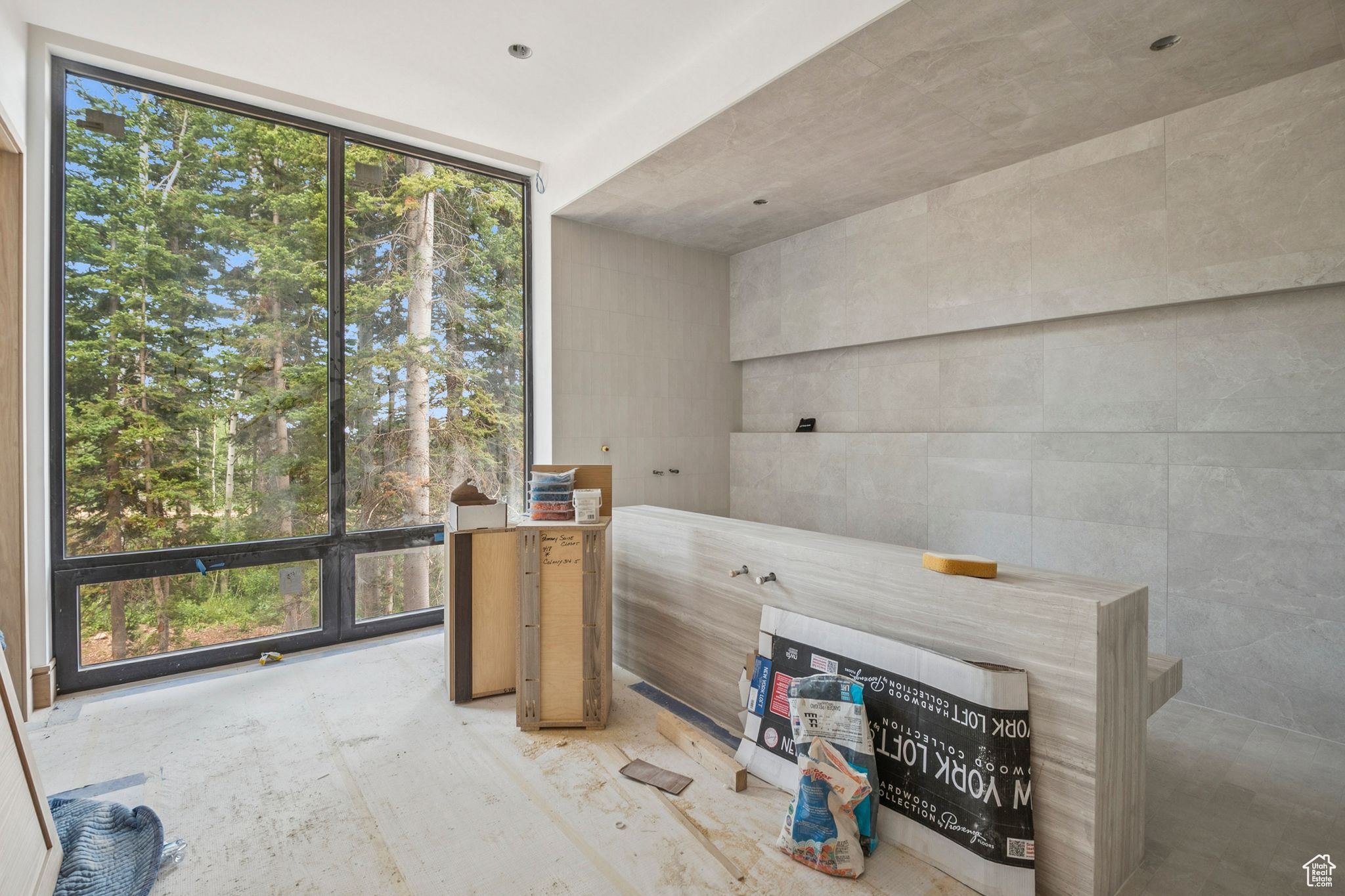 COLONY AT WHITE PINE CANYON - Residential