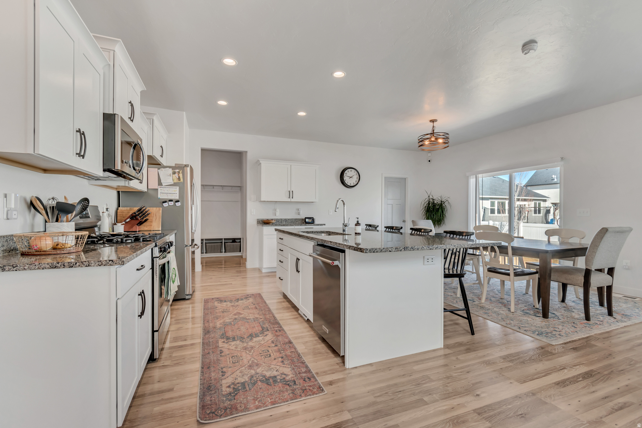 VALLEY POINT - Residential