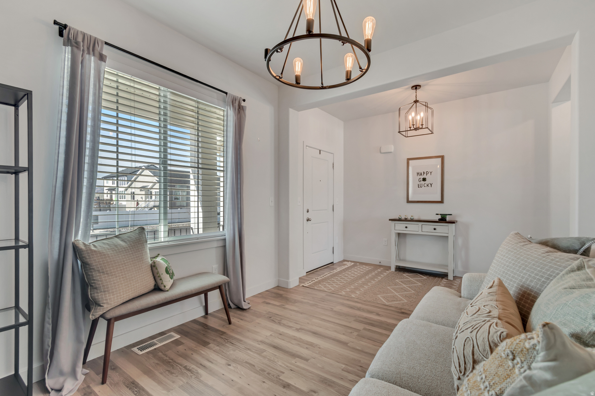 VALLEY POINT - Residential