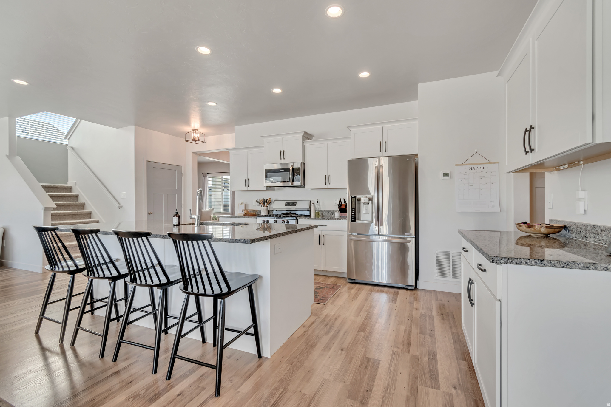 VALLEY POINT - Residential